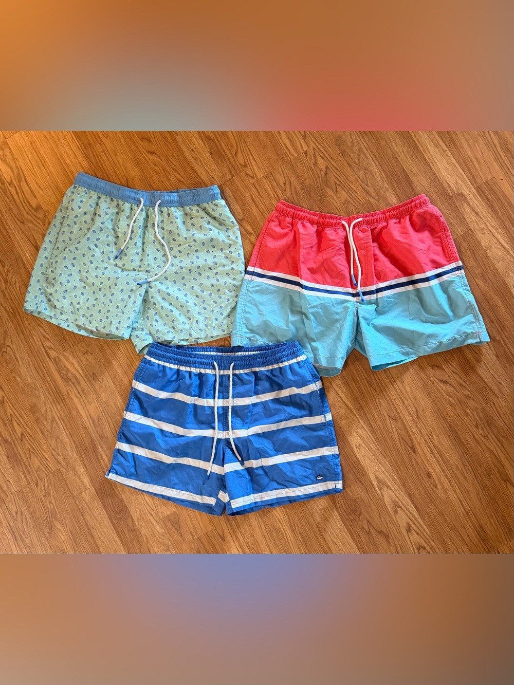 Mens Southern Tide Swim Trunks XL